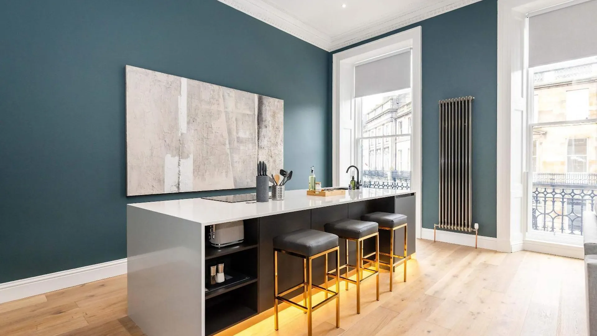 Dragon Suites Luxury Serviced Apartments At Albyn Place Edinburgh United Kingdom